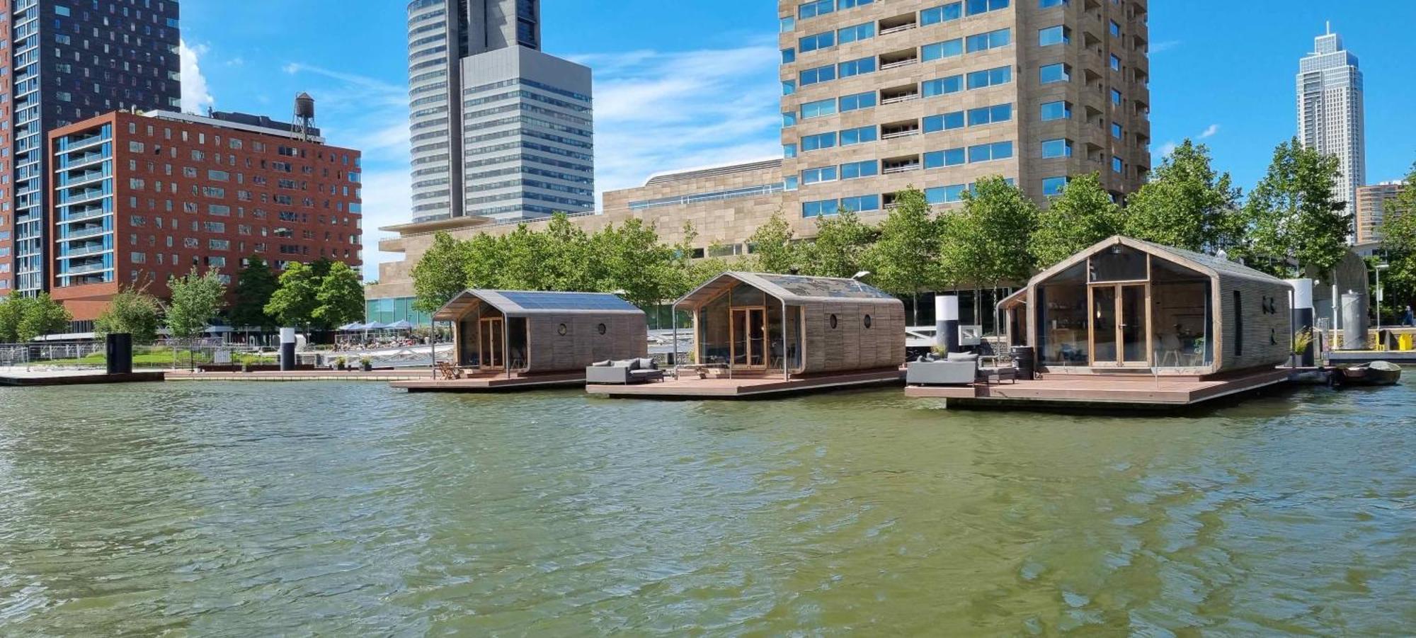 Wikkelboats At Floating Rotterdam Rijnhaven Roterdão Exterior foto